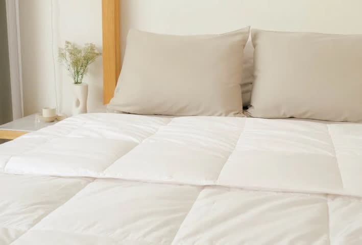 Slumber Cloud Comforter